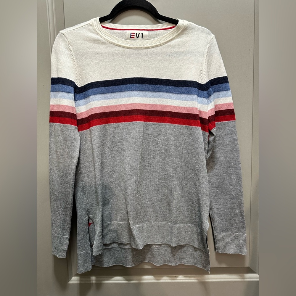 EV1 Size S Long Sleeve Sweater EUC